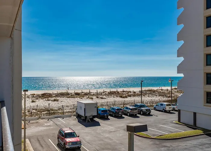 Apartment Island Winds East 211